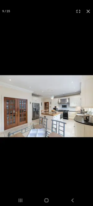 Image of MANSION SLEEPS 12 EASY ACCESS TO CITY