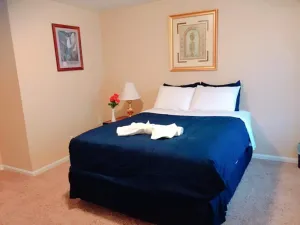 Image of Beautiful Apartment Gem in Historical Downtown Area!!