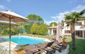 Image of 4 Bedroom Beautiful Home In Mougins