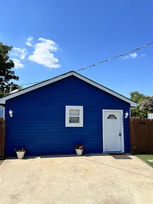 Image of Small Cozy Quite House