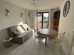 Image of Pretty Norman nest 2 steps from the sea