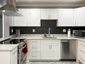 Image of Luxury 4 Br House near USM
