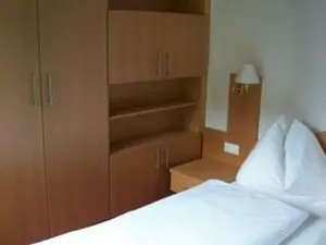 Image of Room 7, double\/triple bed, shower\/WC, balcony - Villa Margarethe