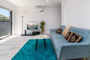 Image of Chic 2-Bed Home with Backyard, BBQ & Parking