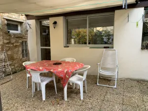 Image of Quiet location in the heart of the village
