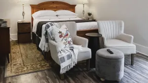 Image of Peaceful Garden Cottage Retreat!