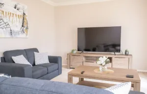 Image of Wonderful Windred - Modern Comfy Quiet