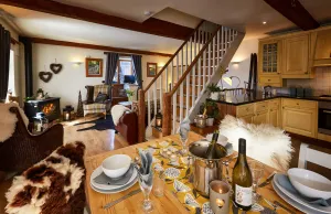 Image of SKIVILLAROGER - LES ARCS CHALET - 4 ENSUITE BEDROOMS OUTDOOR HOT TUB  & TERRACE