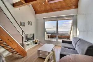Image of Annonce de Professionnel - Beau Studio Avec Mezzanine Proche de la mer