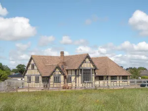 Image of FLETCHERS HALL COVERED POOL Heated