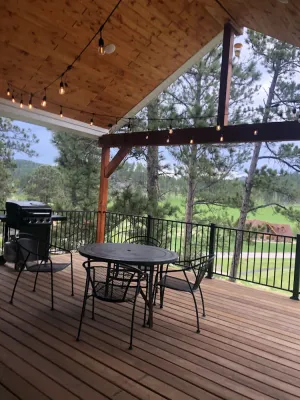 Image of Spacious home with Hot Tub, bikes, fire pit, pool table and more!!