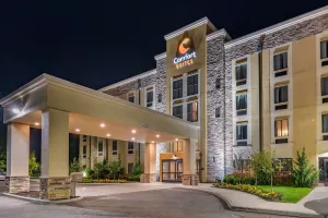 Image of Comfort Suites Columbus Airport