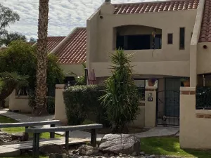 Image of Private Lakeside Townhouse