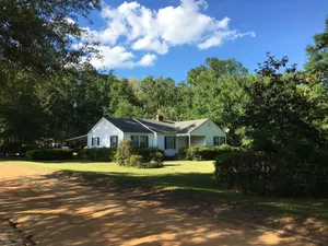 Image of Wonderful 3 Bedroom, 2 Bath home perfect for families and groups