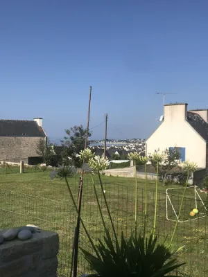 Image of Dead-end house with sea view, ideal for families located in Plouhinec