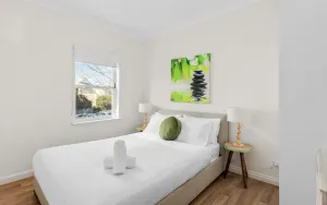 Image of SEA BREEZE @ Smugglers Inn