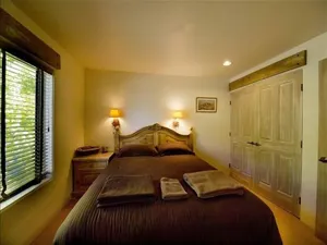 Image of Ski In Out 5 Minute Walk To Everything