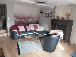 Image of \"Les 4 Fils Aymon\" House overlooking the Meuse.