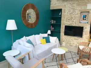 Image of Family house 250m from the beach \/