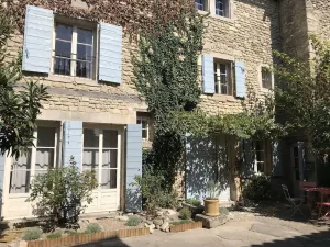 Image of Charming Rose Cottage, Saignon - in the heart of the Luberon in Provence