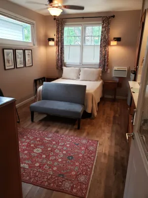 Image of Finely Crafted Studio Apartment In The Heart Of Old Town