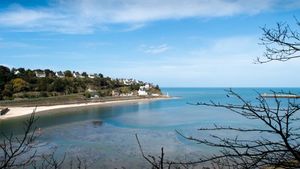 Image of Property 230 m² sea view, on park of more than 3 000 m².