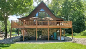 Image of Luxury Rustic Estate on Lake Freeman