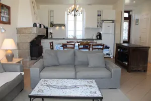 Image of Kerob - House near center fenced garden wifi