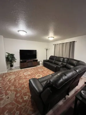 Image of Quiet and comfortable home near SLC and ski resorts