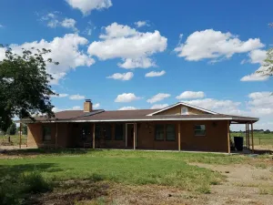 Image of Comfortable Farmhouse for up to 8 Guests