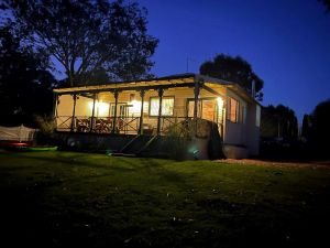 Image of The River Cottage in Yunderup