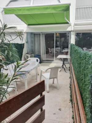 Image of Appartement charmant à La Grande-Motte de 37m² avec jardin