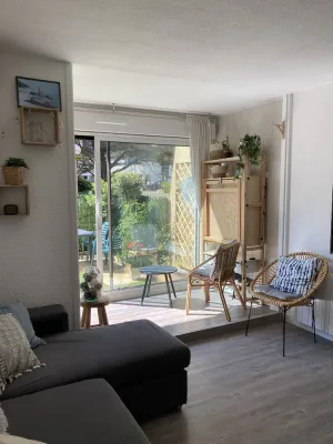 Image of Cosy apartment 200m from the beach