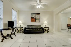Image of New Listing!! Newly furnished condo, I-10 West\/Beltway 8, 4 bedrm 2 bath, 77080