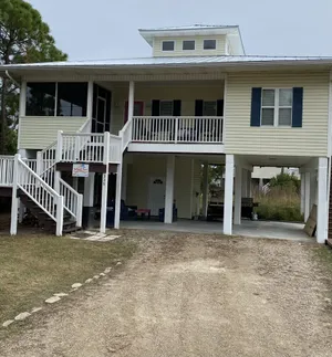 Image of Book NOW and save 10% for a 7 night stay!! ISLAND FUN!  Reduced May rates!!
