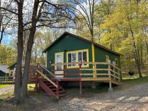 Image of Cabin 5 at Green Valley Resort on Seventh Crow Wing