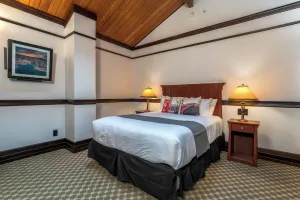 Image of The Landing 210 Queen Suite with Jetted Tub