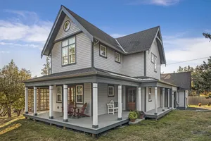 Image of Chef's Kitchen, Salish Sea View, EV Charger: This is The Cottage on Cedar Street