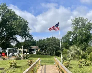 Image of 3-Br 2-Bath Family n Dogs Waterfront-24’ Deep H2O Boat Slip -ICW Access Sleeps 8