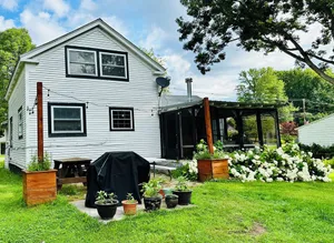 Image of Experience the charm of a lakefront cottage, perfect for year-round enjoyment!