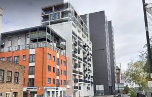 Image of 2 bedrooms flat @ London Sutton Station Zone 5