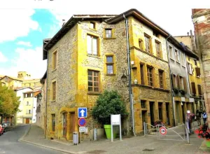 Image of House for 8 getaway in Les Olmes (Beaujolais - near Lyon)