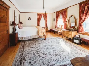 Image of The Amati Suite · 1 BR Suite in Historic Mansion!