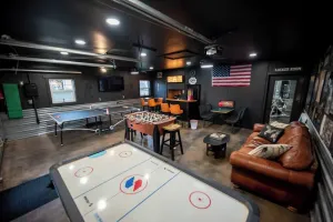 Image of Urban Edge | Comfort & Fun: Large Game Room & Fitness Room