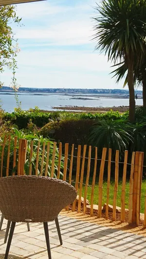 Image of Panoramic view of Morlaix Bay, 50m from the beach.