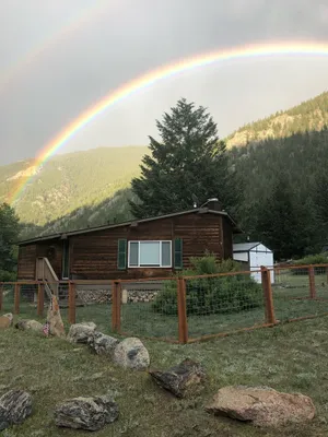 Image of Cozy and quaint pet friendly cabin