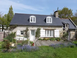 Image of Charming country house renovated on pretty enclosed garden