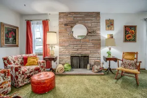 Image of Huge 1960s Style Family and Pet Friendly Home