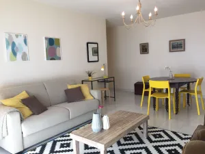 Image of Apartment T4 any comfort with terraces and parking 5 minutes walk from the station