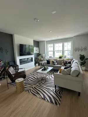 Image of Beautiful New Townhome with Mountain Views. Close to downtown!